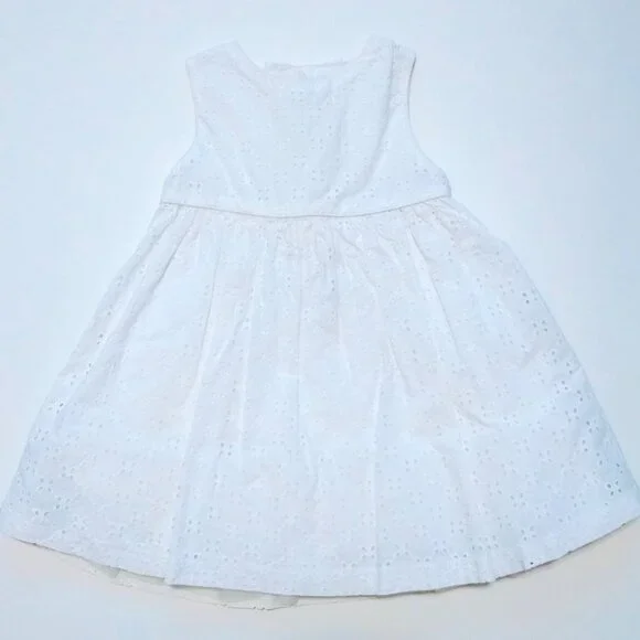 Gymboree Baby and Toddler Girl Eyelet Dress Size 18-24 - Picture 2 of 9
